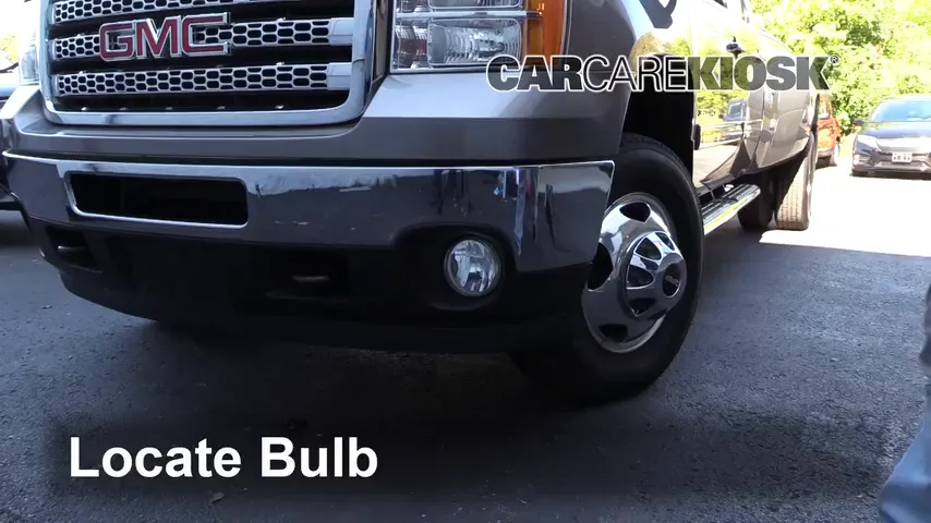 2013 GMC Sierra 3500 HD SLT 6.6L V8 Turbo Diesel Crew Cab Pickup Lights Fog Light (replace bulb)
